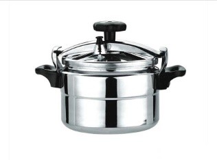 PRESSURE COOKER